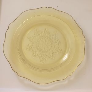 Depression era plate (yellow depression glass)